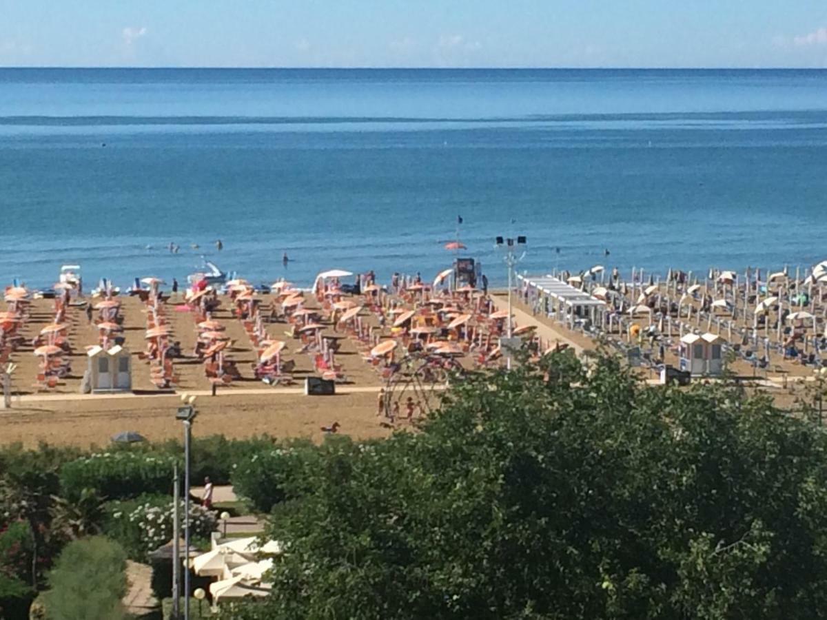 Isola Clara - Appartamenti Bibione Zewnętrze zdjęcie