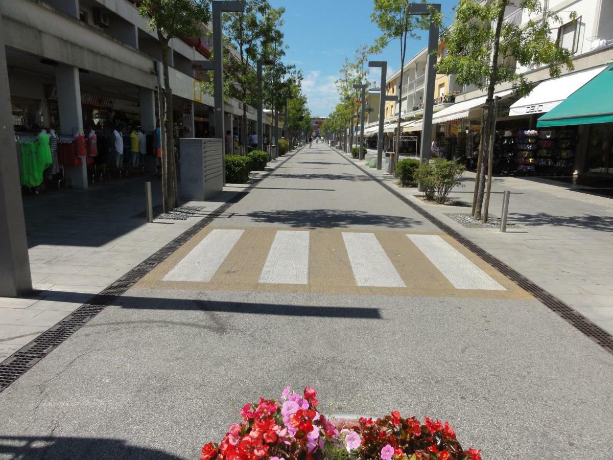Isola Clara - Appartamenti Bibione Zewnętrze zdjęcie